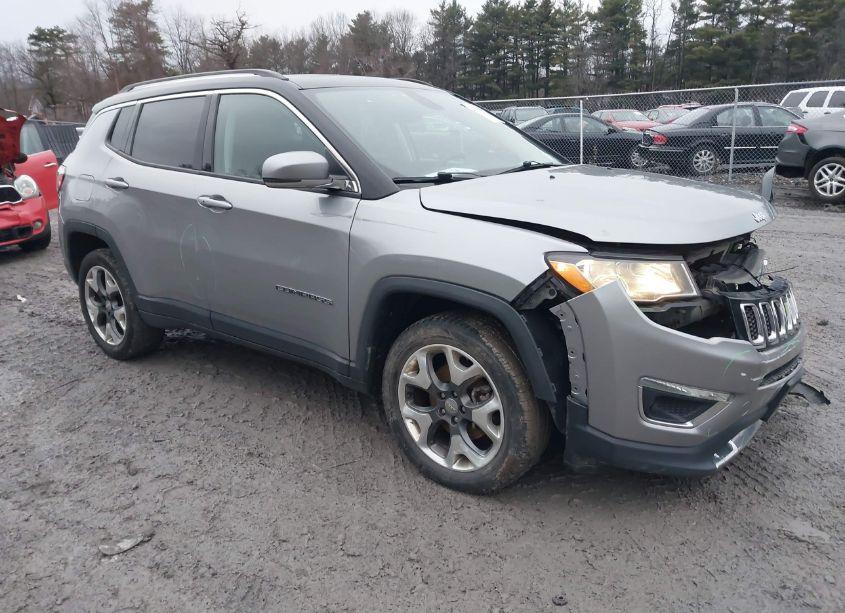 2018 Jeep Compass LIMITED 4X4 (VIN 3C4NJDCB3JT230305) main photo