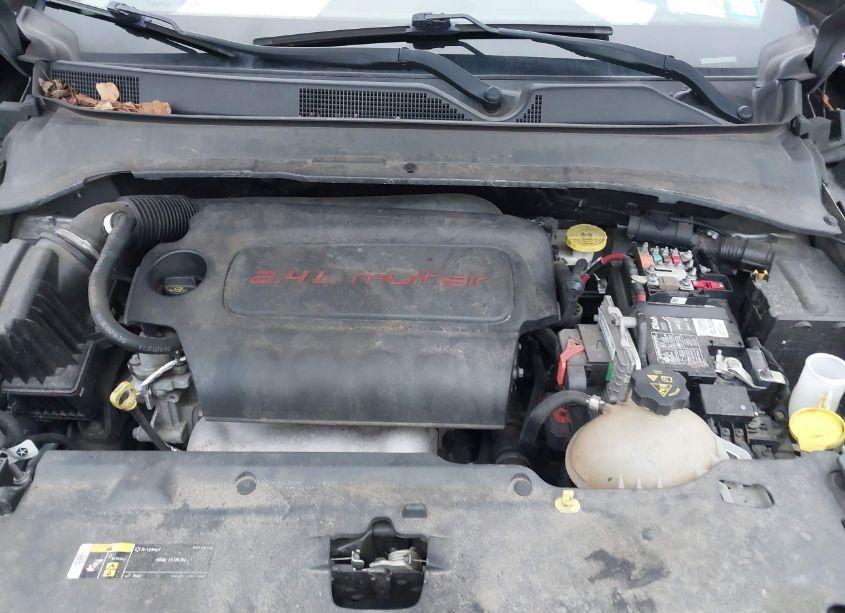 Photo 10 of 2018 Jeep Compass LIMITED 4X4 (VIN 3C4NJDCB3JT230305)