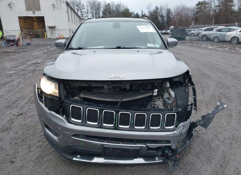 Photo 12 of 2018 Jeep Compass LIMITED 4X4 (VIN 3C4NJDCB3JT230305)