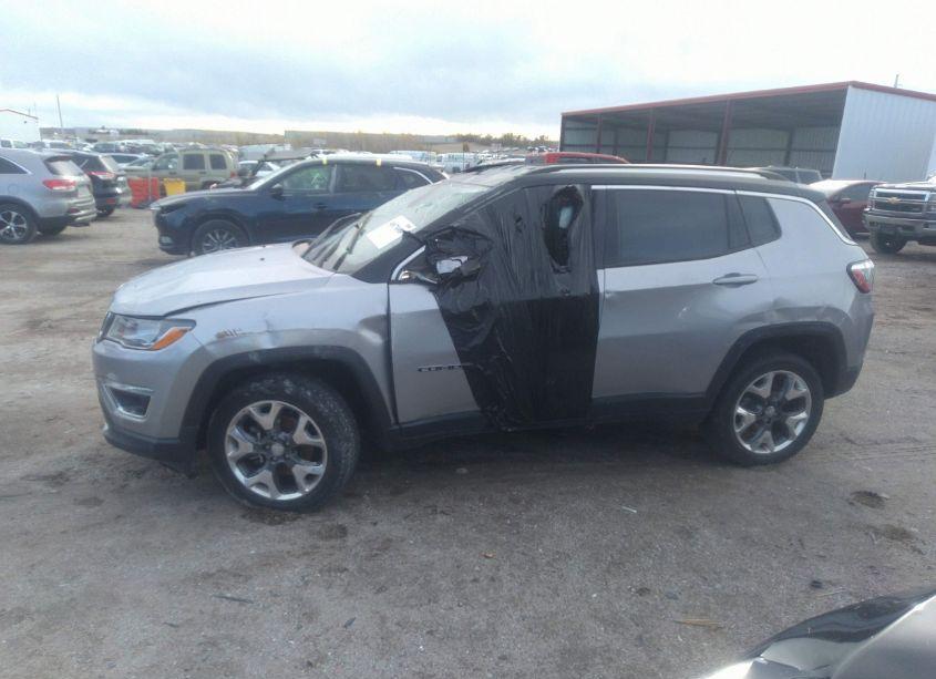 Photo 13 of 2018 Jeep Compass LIMITED 4X4 (VIN 3C4NJDCB3JT262848)