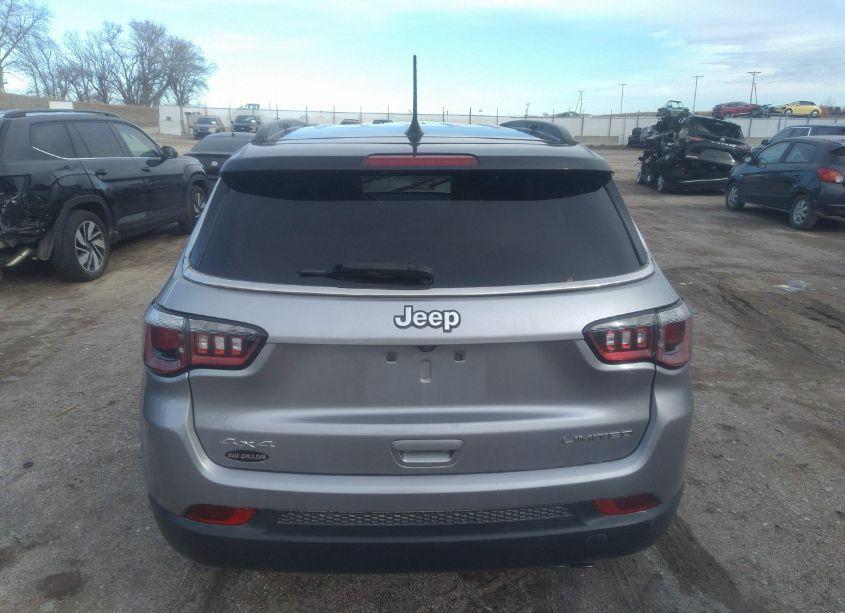 Photo 15 of 2018 Jeep Compass LIMITED 4X4 (VIN 3C4NJDCB3JT262848)