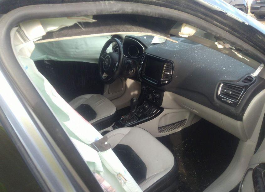 Photo 5 of 2018 Jeep Compass LIMITED 4X4 (VIN 3C4NJDCB3JT262848)