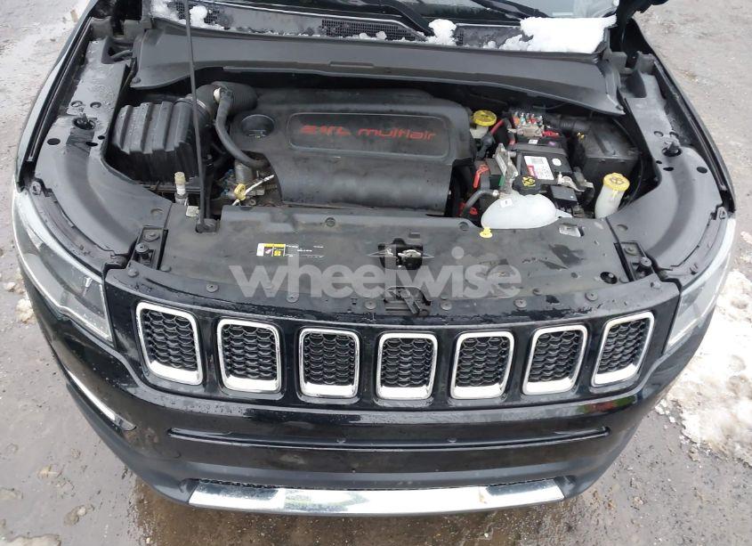 Photo 10 of 2018 Jeep Compass LIMITED 4X4 (VIN 3C4NJDCB3JT266074)