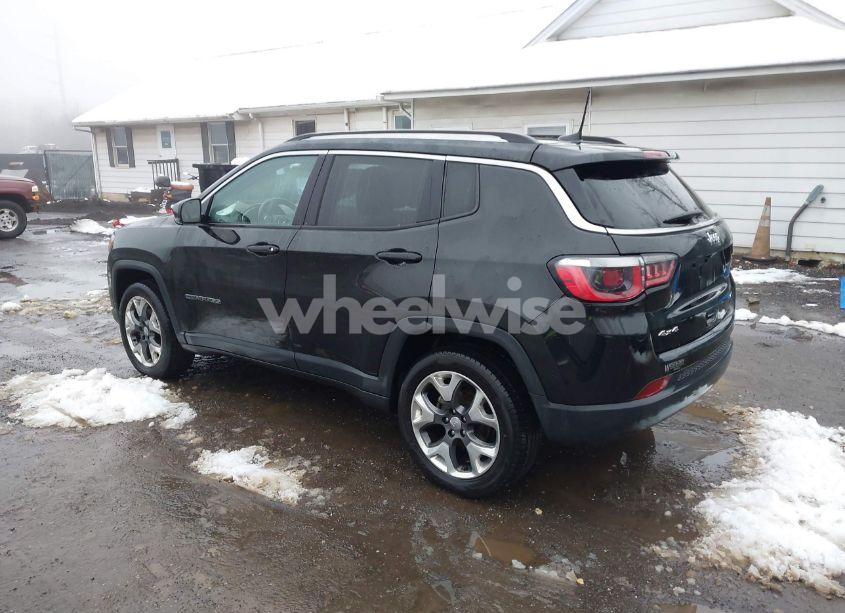 Photo 3 of 2018 Jeep Compass LIMITED 4X4 (VIN 3C4NJDCB3JT266074)