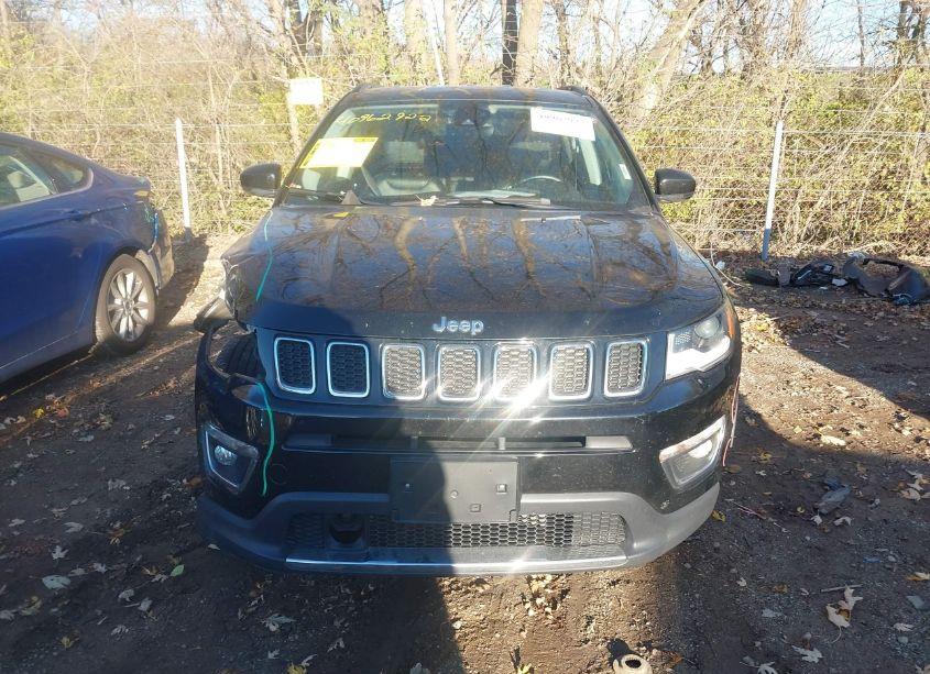 Photo 13 of 2018 Jeep Compass LIMITED 4X4 (VIN 3C4NJDCB3JT334194)