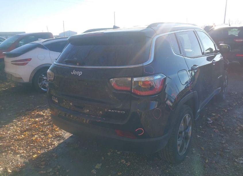 Photo 4 of 2018 Jeep Compass LIMITED 4X4 (VIN 3C4NJDCB3JT334194)