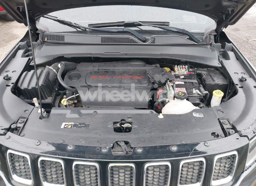 Photo 10 of 2018 Jeep Compass LIMITED 4X4 (VIN 3C4NJDCB3JT483575)