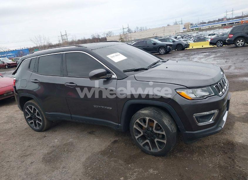 Photo 13 of 2018 Jeep Compass LIMITED 4X4 (VIN 3C4NJDCB3JT483575)