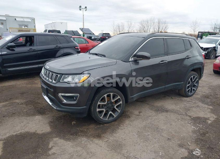 Photo 2 of 2018 Jeep Compass LIMITED 4X4 (VIN 3C4NJDCB3JT483575)