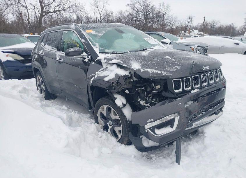 2019 Jeep Compass LIMITED 4X4 (VIN 3C4NJDCB3KT683020) main photo