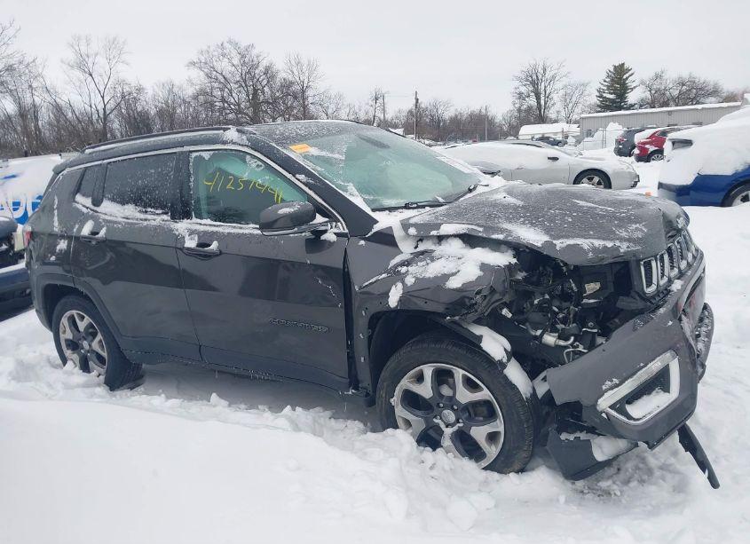 Photo 13 of 2019 Jeep Compass LIMITED 4X4 (VIN 3C4NJDCB3KT683020)