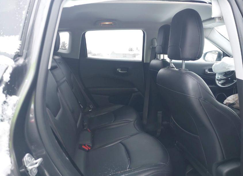 Photo 8 of 2019 Jeep Compass LIMITED 4X4 (VIN 3C4NJDCB3KT683020)