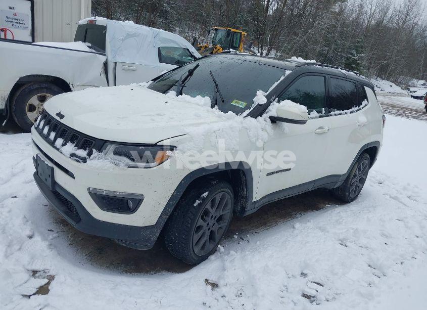 Photo 2 of 2019 Jeep Compass HIGH ALTITUDE 4X4 (VIN 3C4NJDCB3KT735679)