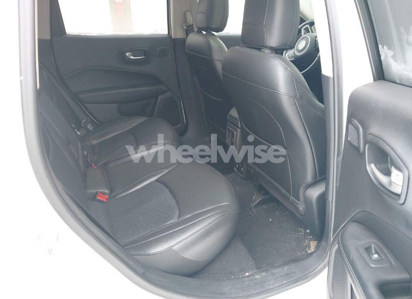 Photo 8 of 2019 Jeep Compass HIGH ALTITUDE 4X4 (VIN 3C4NJDCB3KT735679)