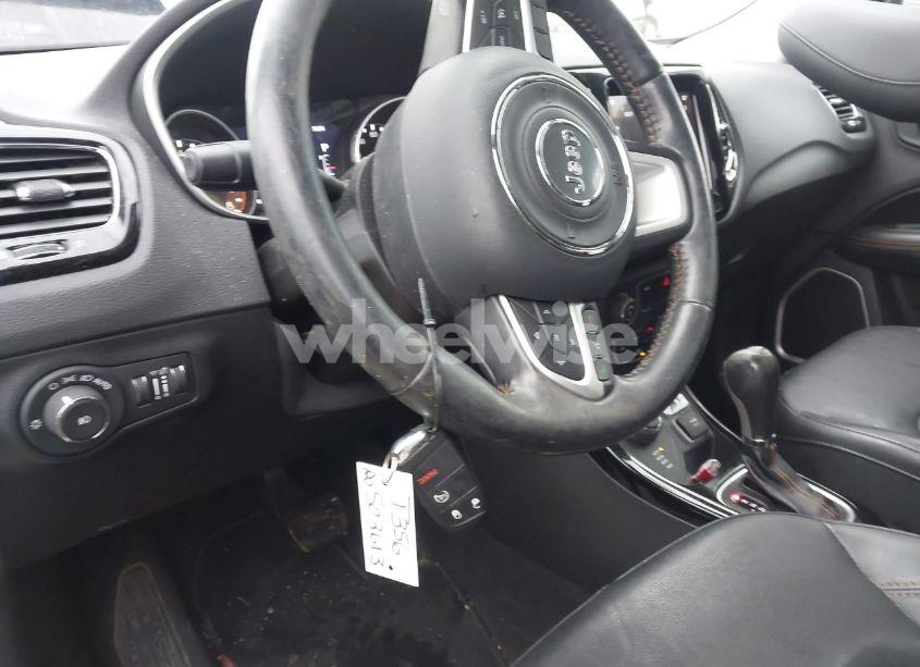 Photo 11 of 2020 Jeep Compass LIMITED 4X4 (VIN 3C4NJDCB3LT120356)