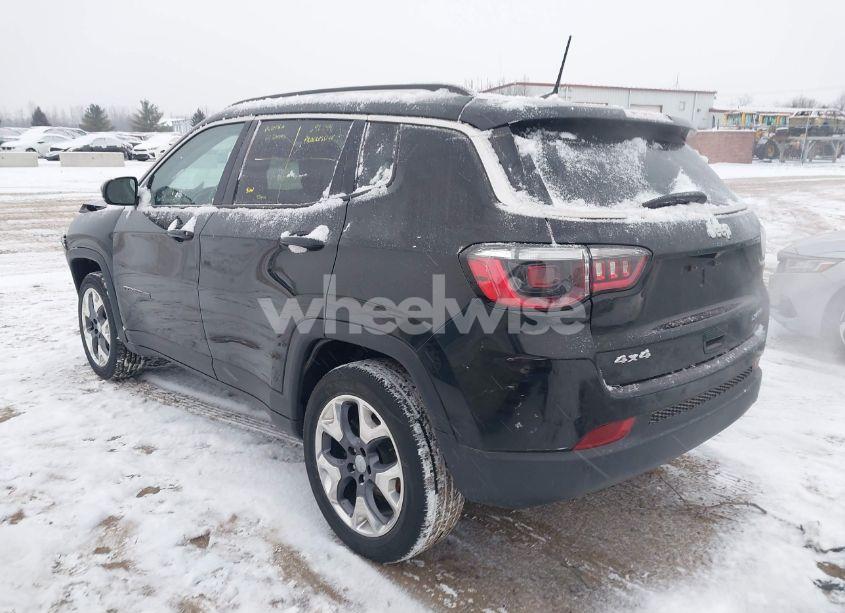 Photo 3 of 2021 Jeep Compass LIMITED 4X4 (VIN 3C4NJDCB3MT550874)