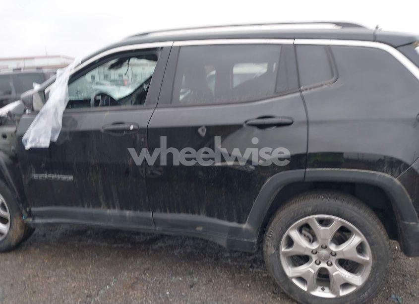 Photo 13 of 2022 Jeep Compass LIMITED 4X4 (VIN 3C4NJDCB3NT114155)