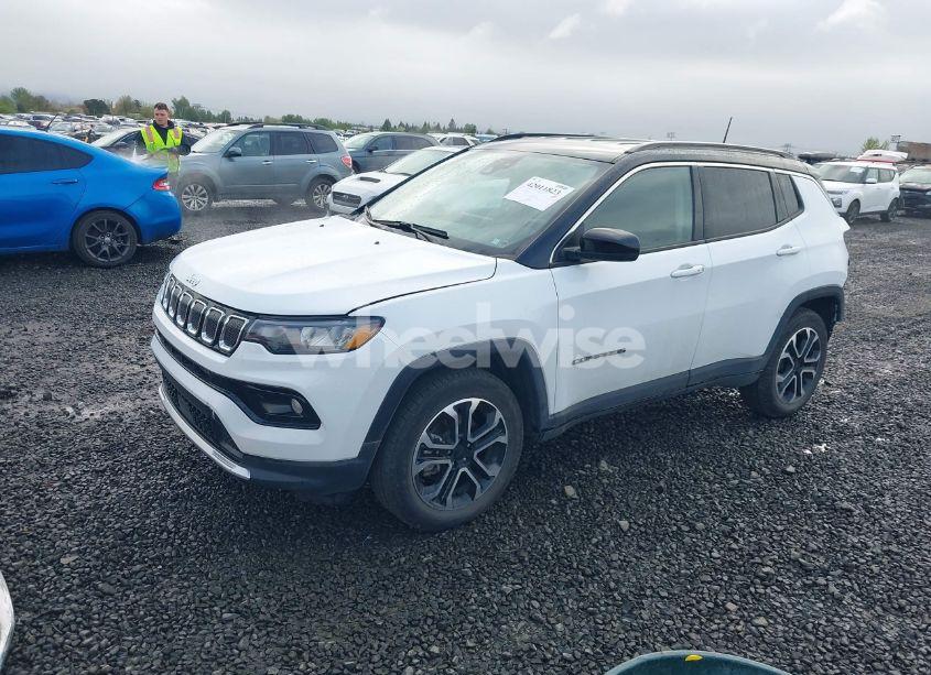 Photo 2 of 2022 Jeep Compass LIMITED 4X4 (VIN 3C4NJDCB3NT203580)