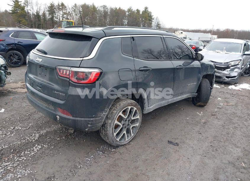 Photo 4 of 2018 Jeep Compass LIMITED 4X4 (VIN 3C4NJDCB4JT245380)