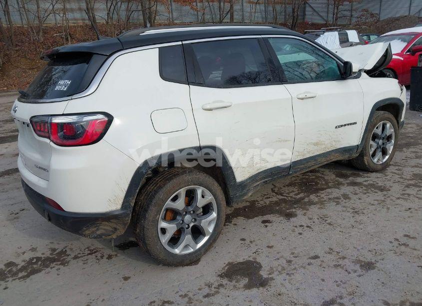 Photo 4 of 2018 Jeep Compass LIMITED 4X4 (VIN 3C4NJDCB4JT245864)