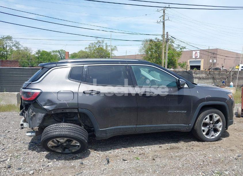 Photo 14 of 2018 Jeep Compass LIMITED 4X4 (VIN 3C4NJDCB4JT284146)