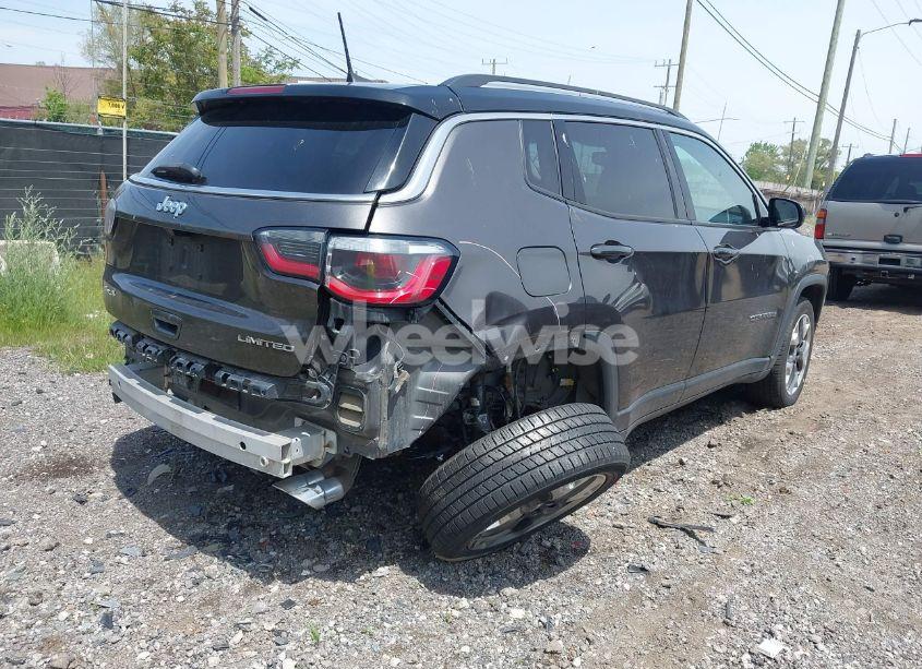 Photo 4 of 2018 Jeep Compass LIMITED 4X4 (VIN 3C4NJDCB4JT284146)