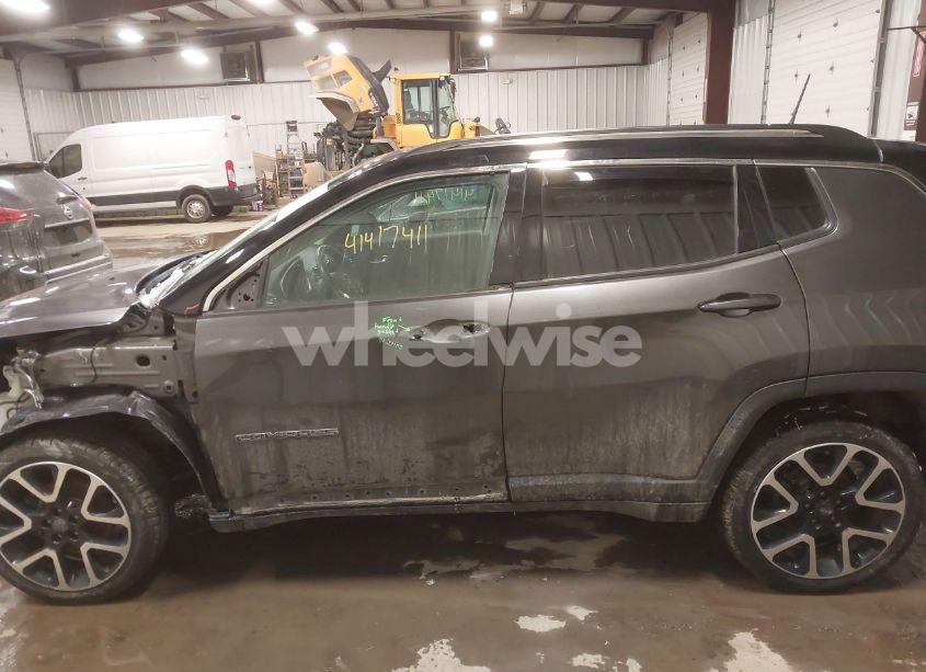 Photo 15 of 2018 Jeep Compass LIMITED 4X4 (VIN 3C4NJDCB4JT298239)