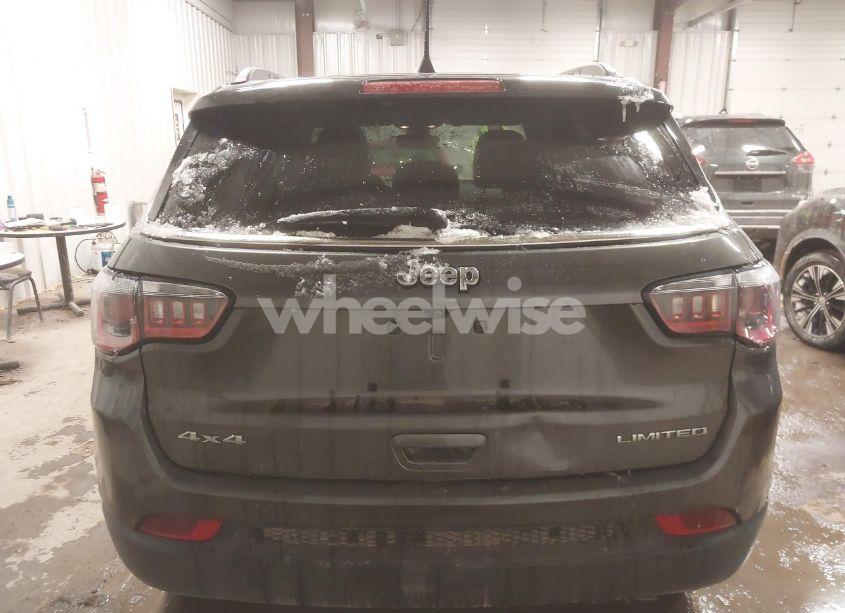 Photo 17 of 2018 Jeep Compass LIMITED 4X4 (VIN 3C4NJDCB4JT298239)