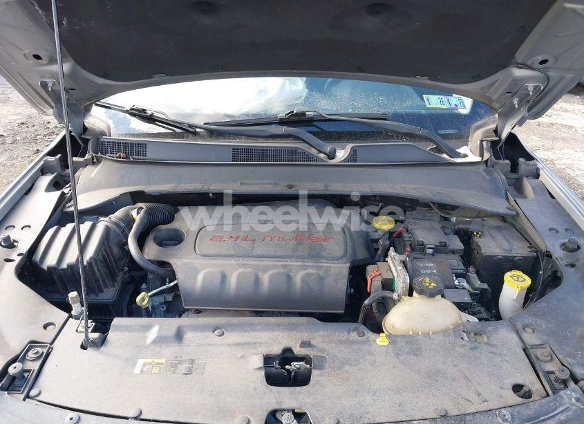 Photo 10 of 2018 Jeep Compass LIMITED 4X4 (VIN 3C4NJDCB4JT395389)