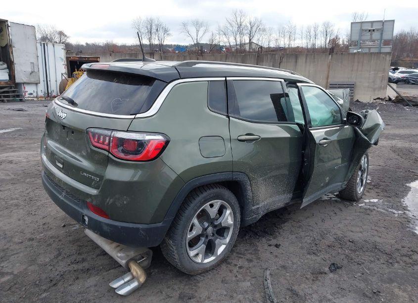 Photo 4 of 2019 Jeep Compass LIMITED 4X4 (VIN 3C4NJDCB4KT622744)
