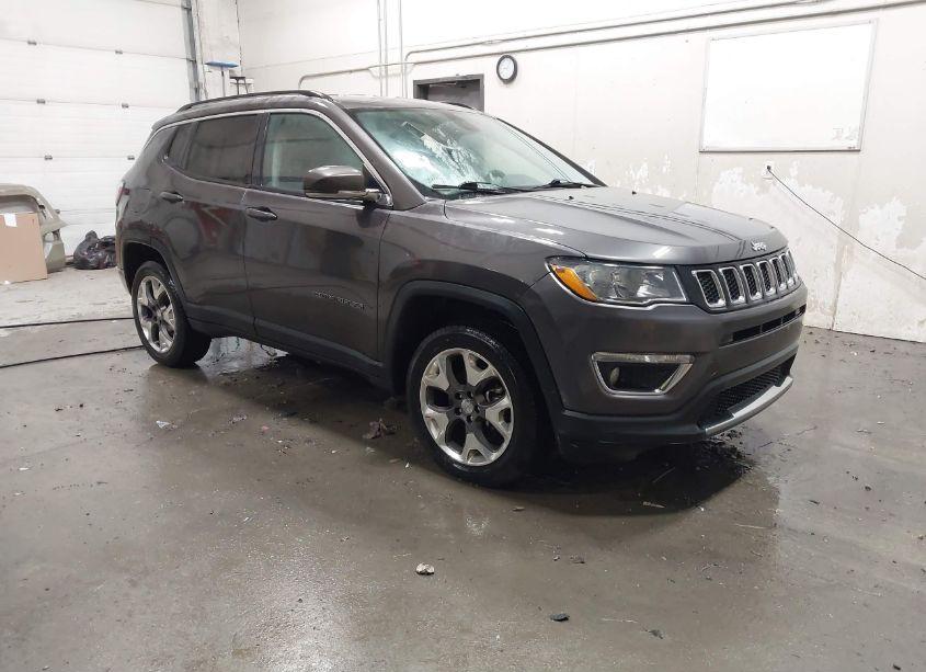 2020 Jeep Compass LIMITED 4X4 (VIN 3C4NJDCB4LT215346) main photo