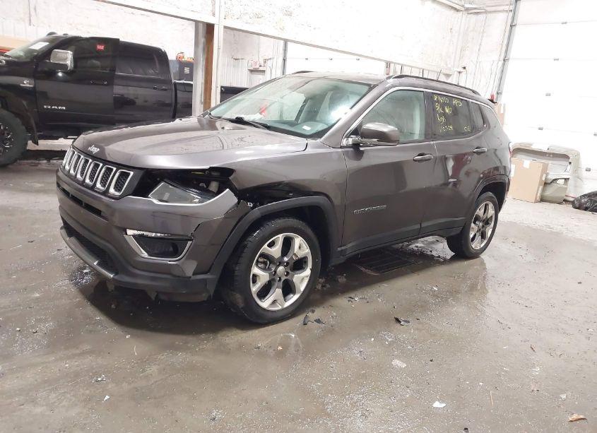 Photo 2 of 2020 Jeep Compass LIMITED 4X4 (VIN 3C4NJDCB4LT215346)