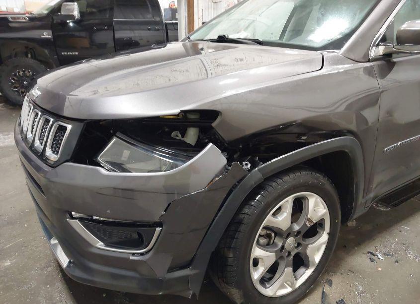 Photo 6 of 2020 Jeep Compass LIMITED 4X4 (VIN 3C4NJDCB4LT215346)