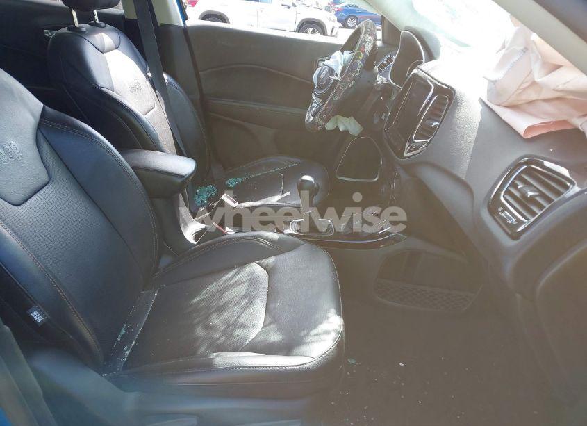 Photo 5 of 2020 Jeep Compass LIMITED 4X4 (VIN 3C4NJDCB4LT221938)