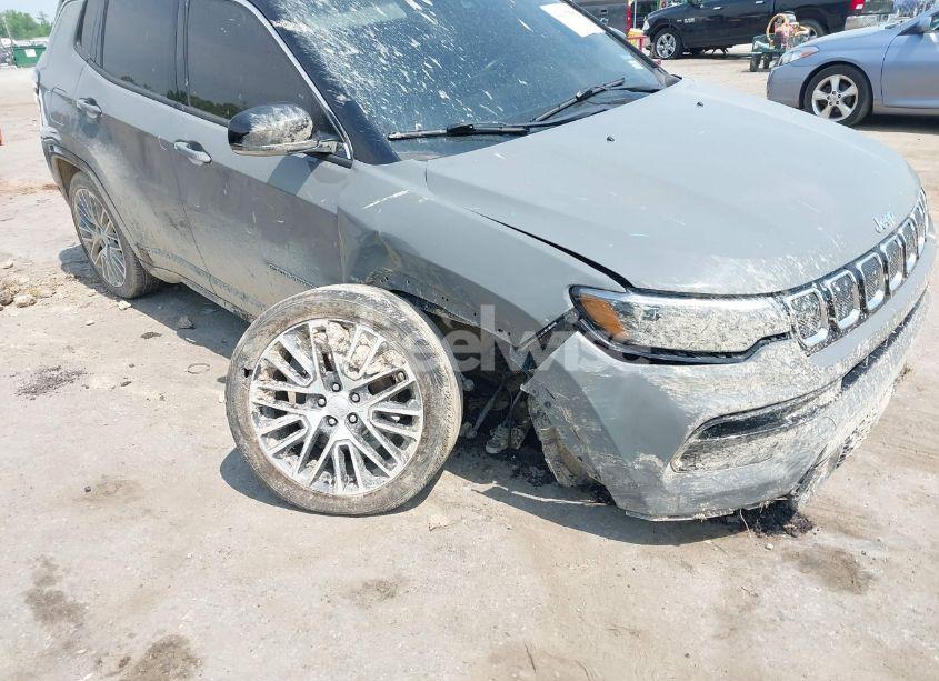 Photo 6 of 2022 Jeep Compass LIMITED 4X4 (VIN 3C4NJDCB4NT158729)