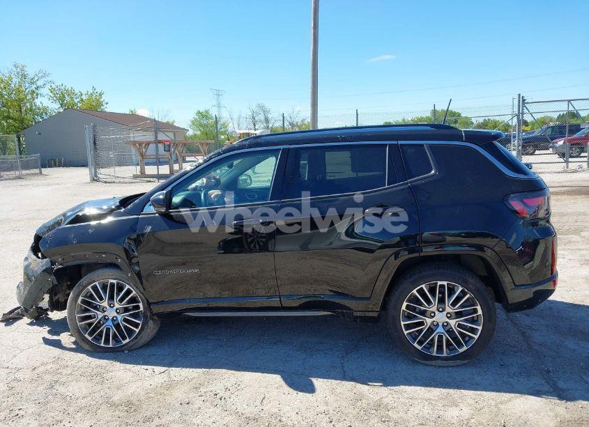 Photo 13 of 2022 Jeep Compass LIMITED 4X4 (VIN 3C4NJDCB4NT189558)