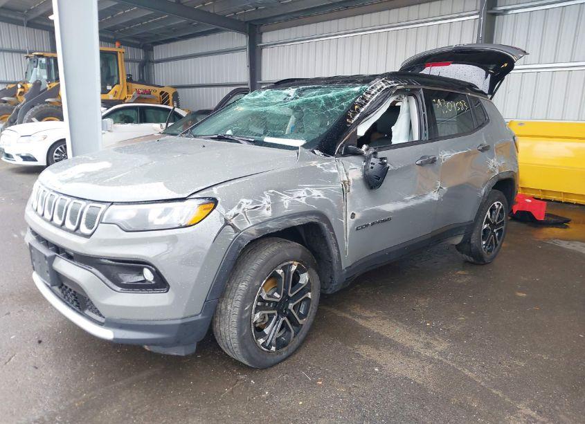 Photo 2 of 2022 Jeep Compass LIMITED 4X4 (VIN 3C4NJDCB4NT209694)