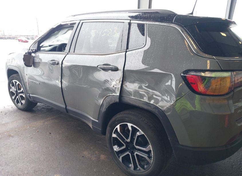 Photo 6 of 2022 Jeep Compass LIMITED 4X4 (VIN 3C4NJDCB4NT209694)