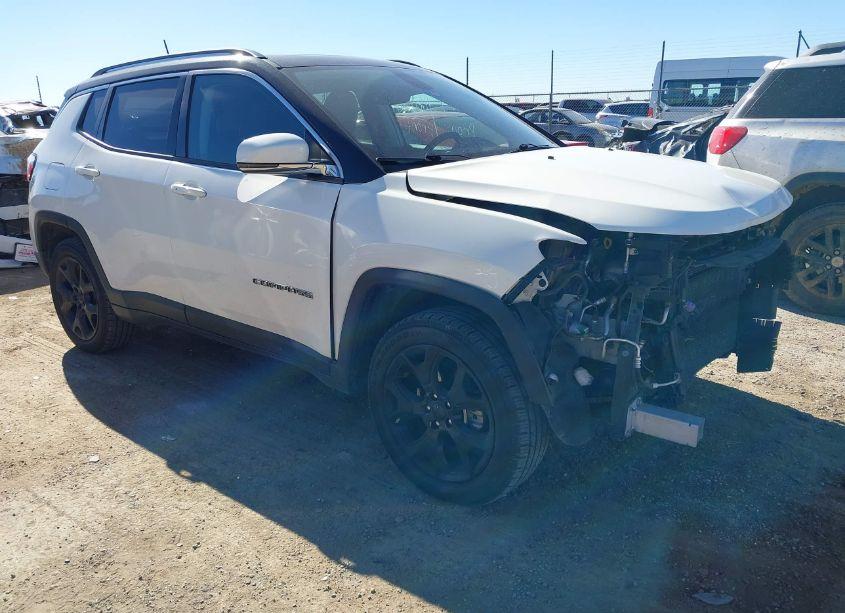 2018 Jeep Compass LIMITED 4X4 (VIN 3C4NJDCB5JT222691) main photo