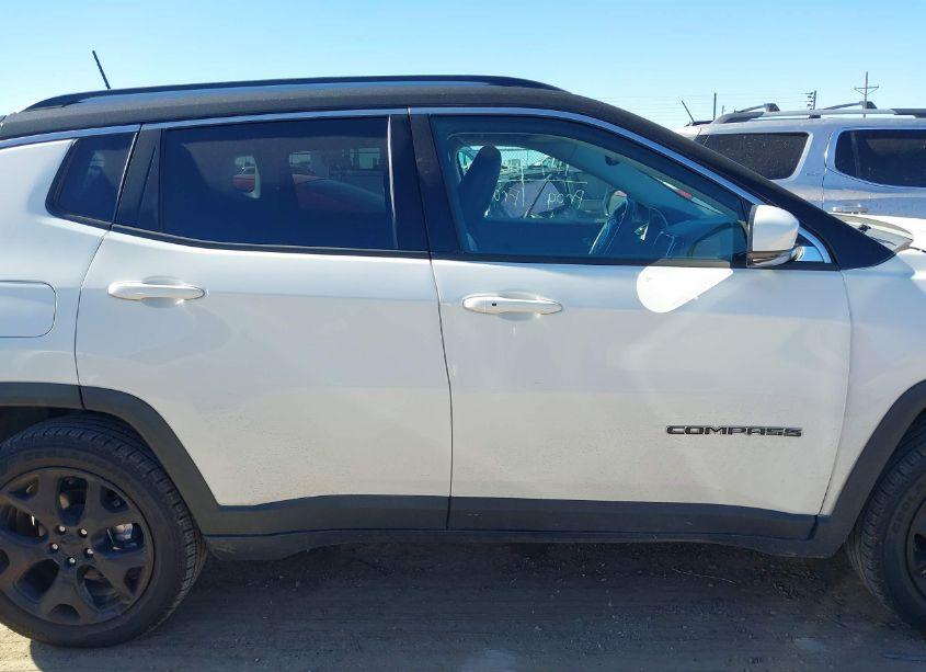 Photo 14 of 2018 Jeep Compass LIMITED 4X4 (VIN 3C4NJDCB5JT222691)