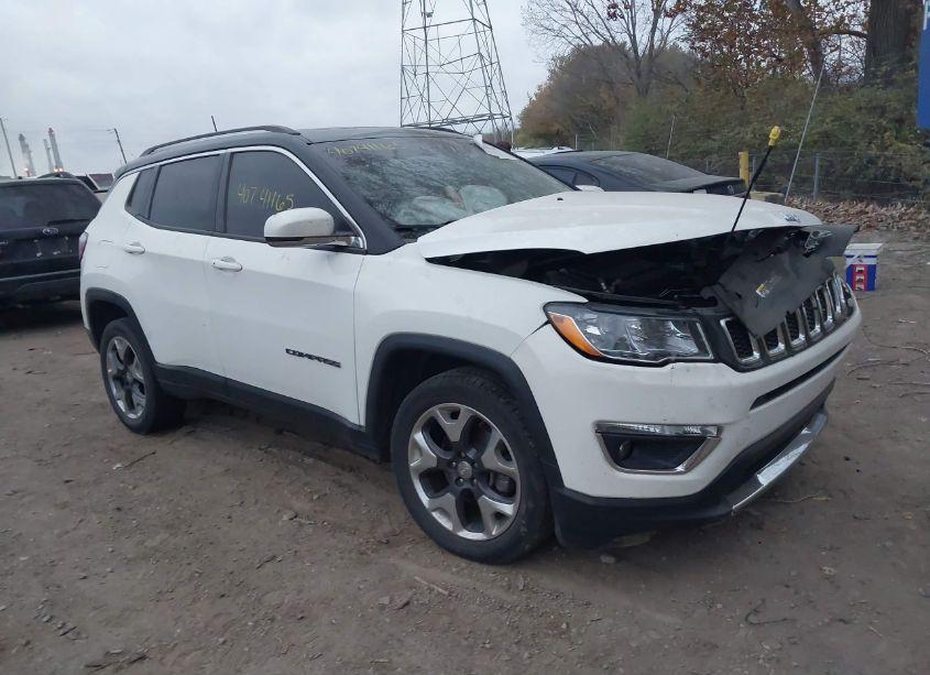 2018 Jeep Compass LIMITED 4X4 (VIN 3C4NJDCB5JT238132) main photo