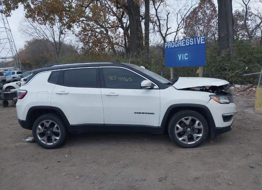 Photo 13 of 2018 Jeep Compass LIMITED 4X4 (VIN 3C4NJDCB5JT238132)