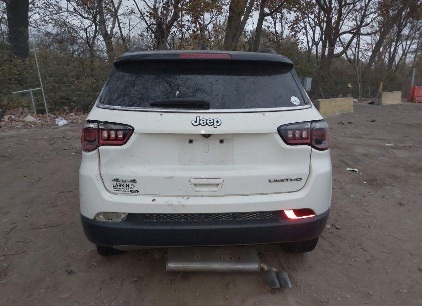 Photo 16 of 2018 Jeep Compass LIMITED 4X4 (VIN 3C4NJDCB5JT238132)