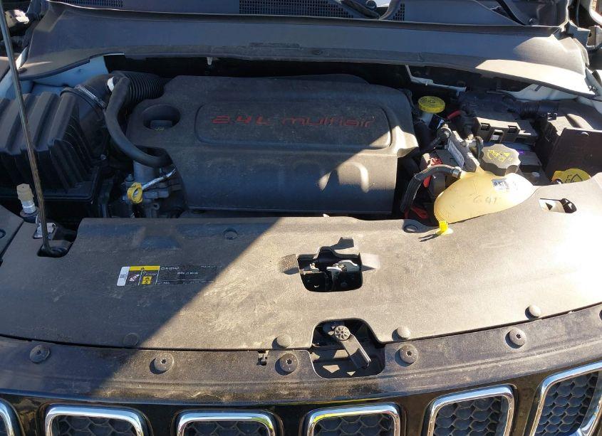 Photo 10 of 2018 Jeep Compass LIMITED 4X4 (VIN 3C4NJDCB5JT306896)