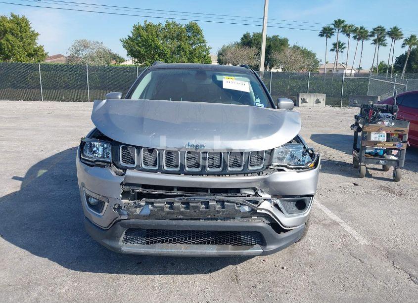 Photo 12 of 2019 Jeep Compass LIMITED 4X4 (VIN 3C4NJDCB5KT638306)