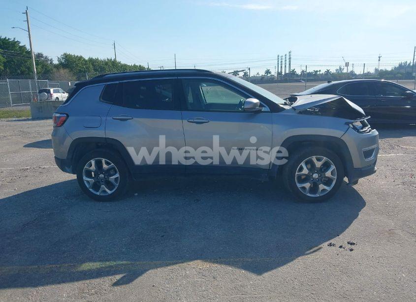 Photo 13 of 2019 Jeep Compass LIMITED 4X4 (VIN 3C4NJDCB5KT638306)