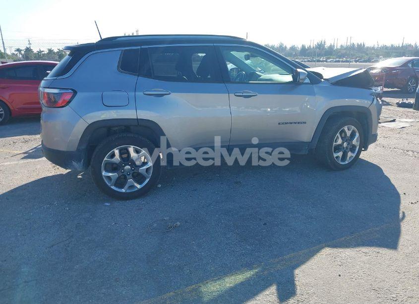 Photo 4 of 2019 Jeep Compass LIMITED 4X4 (VIN 3C4NJDCB5KT638306)