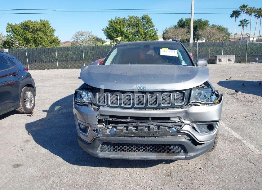 Photo 6 of 2019 Jeep Compass LIMITED 4X4 (VIN 3C4NJDCB5KT638306)