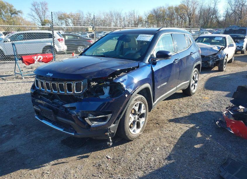 Photo 2 of 2019 Jeep Compass LIMITED 4X4 (VIN 3C4NJDCB5KT668602)