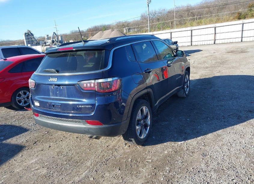 Photo 4 of 2019 Jeep Compass LIMITED 4X4 (VIN 3C4NJDCB5KT668602)